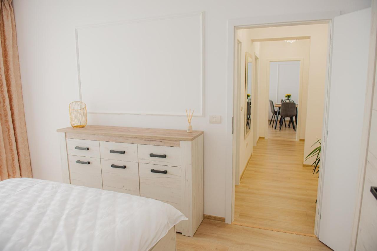 Modern Apartment In 蒂米什瓦拉 外观 照片