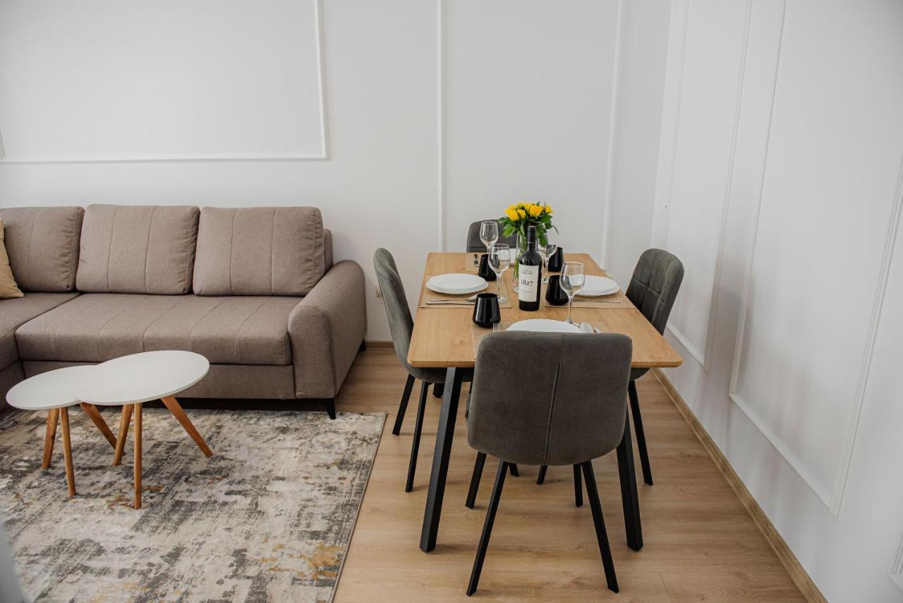Modern Apartment In 蒂米什瓦拉 外观 照片