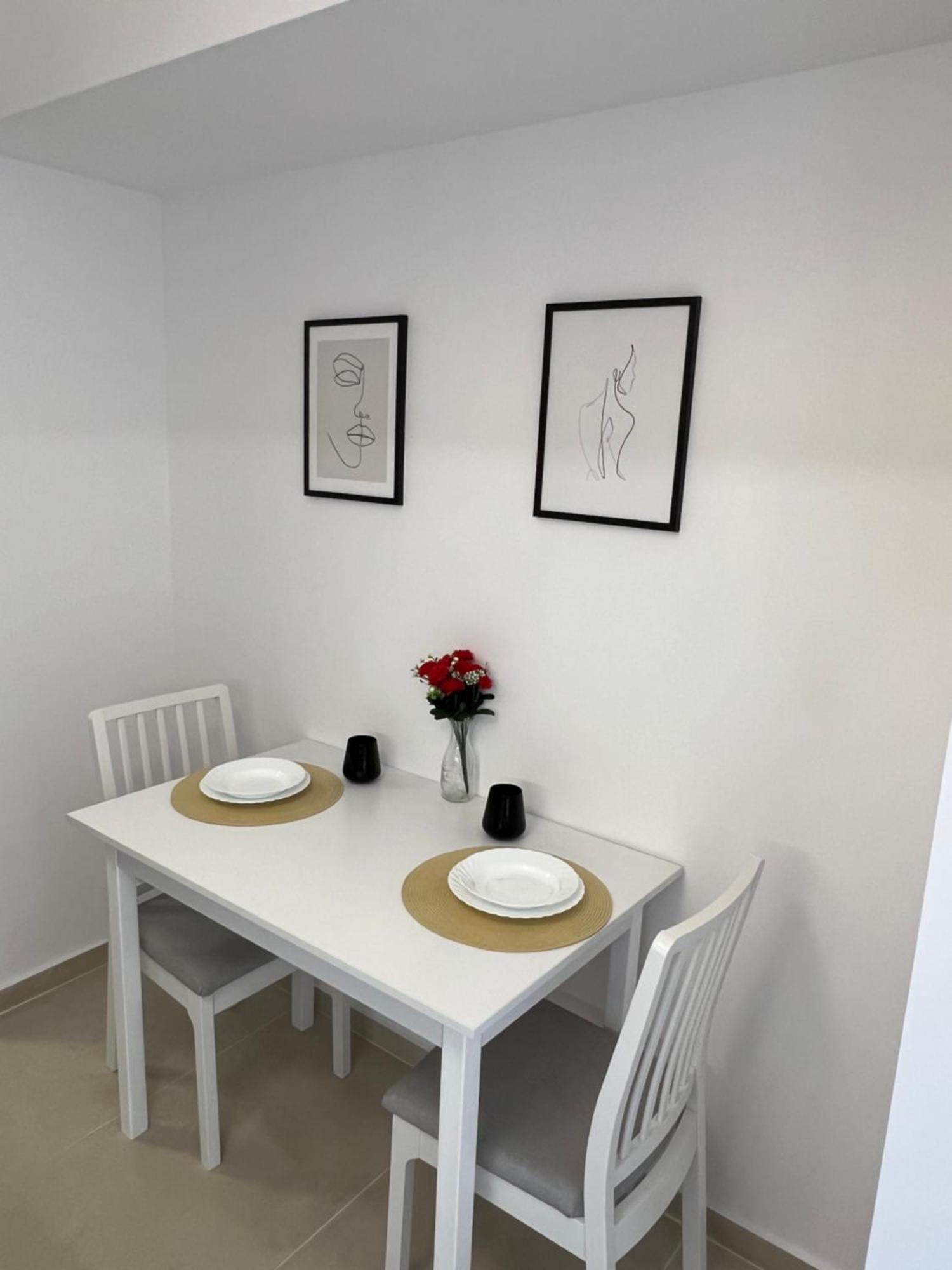 Modern Apartment In 蒂米什瓦拉 外观 照片