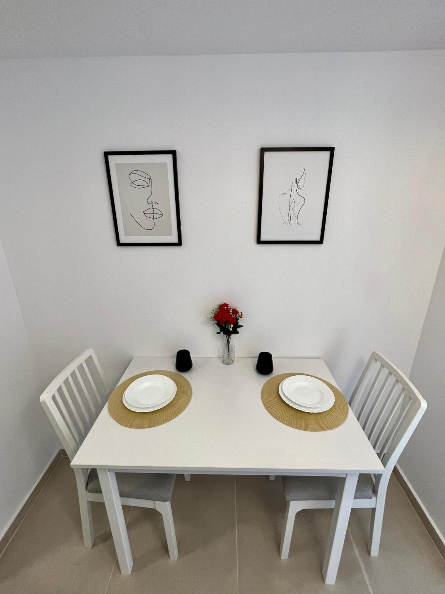 Modern Apartment In 蒂米什瓦拉 外观 照片