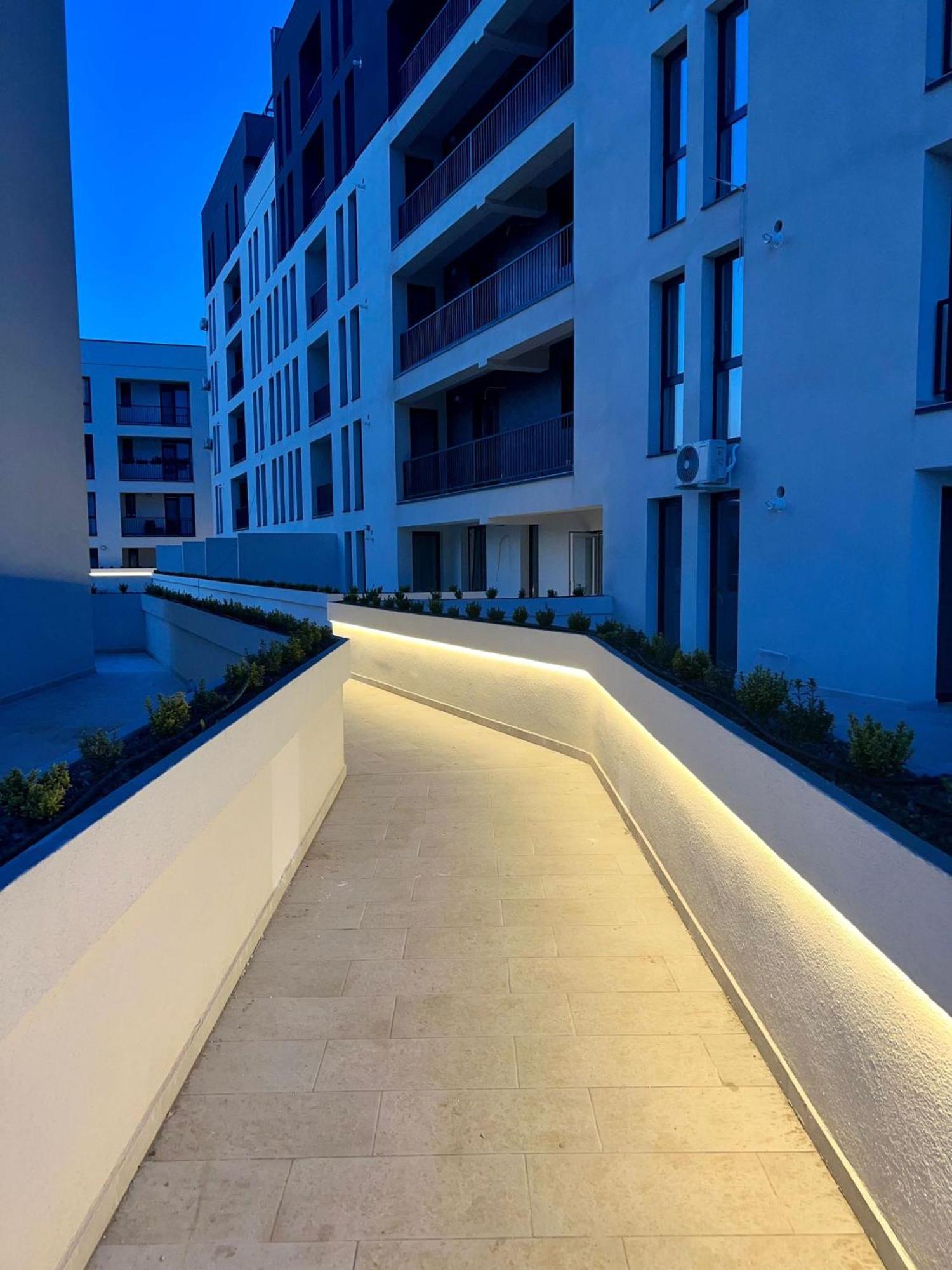 Modern Apartment In 蒂米什瓦拉 外观 照片